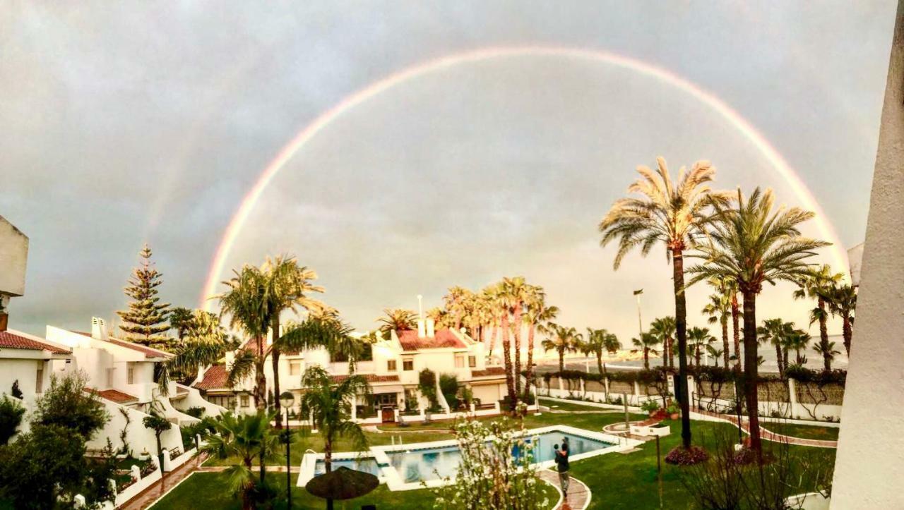 Beachfront Oasis In Costa Del Sol. Caleta De Velez Exterior foto