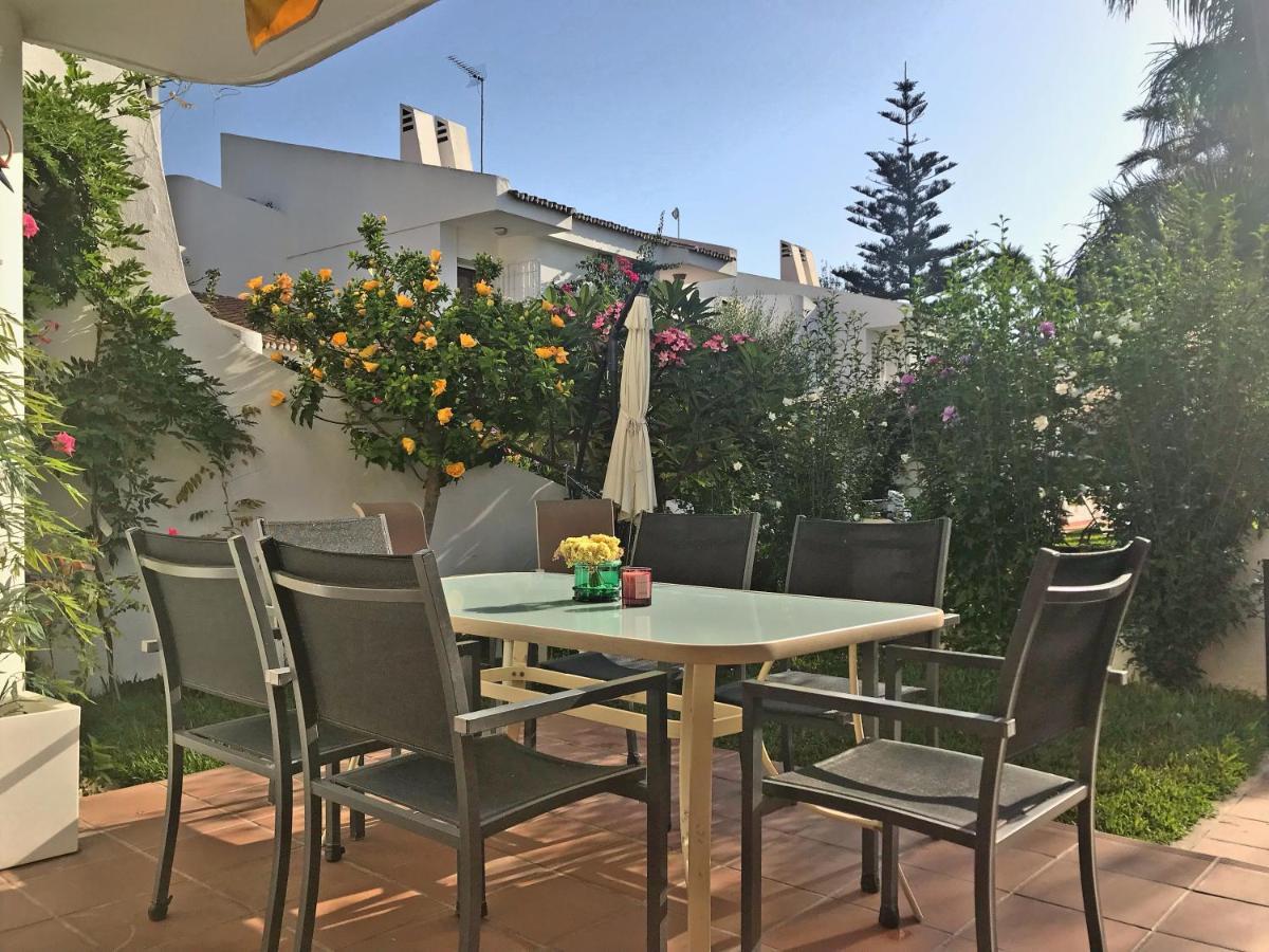 Beachfront Oasis In Costa Del Sol. Caleta De Velez Exterior foto